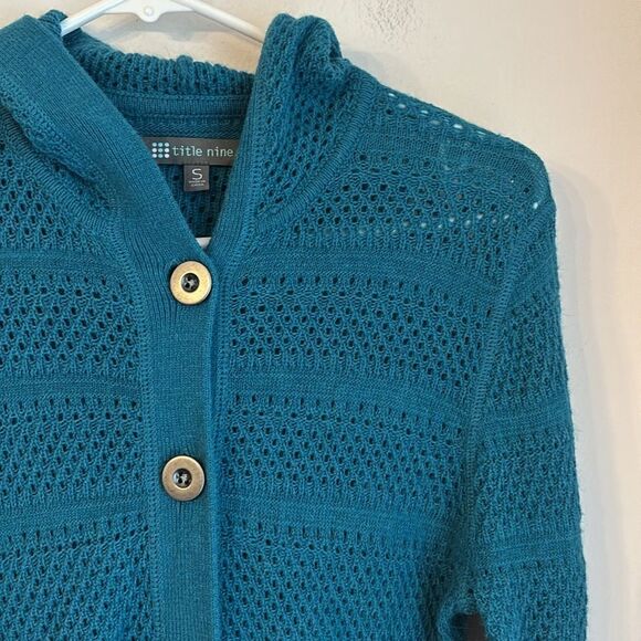 Title Nine Women’s long knit merino alpaca blend teal hooded sweater size small - Picture 4 of 9